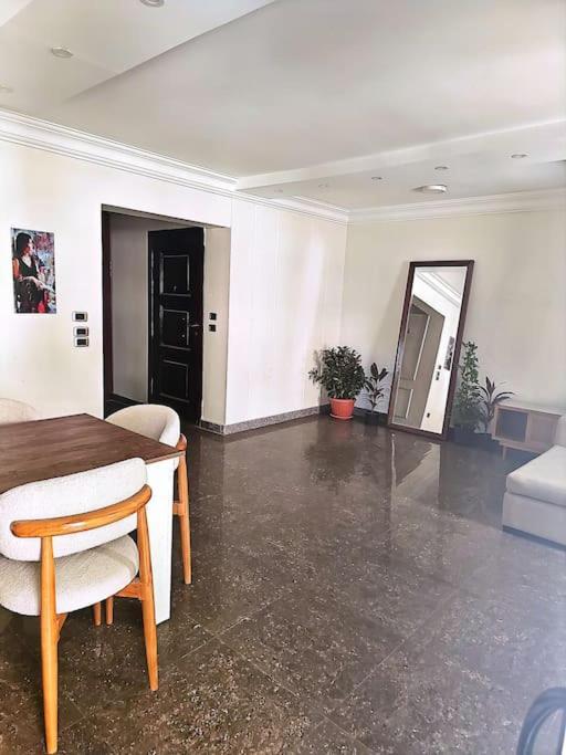 Apartment Stylish Luxury Furnished